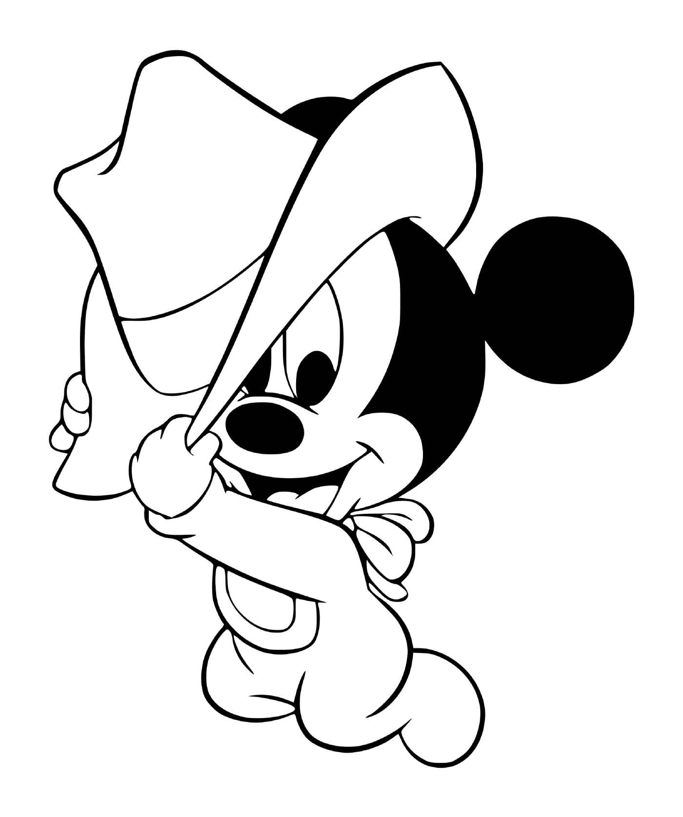  Minnie Mouse with a cowboy hat 