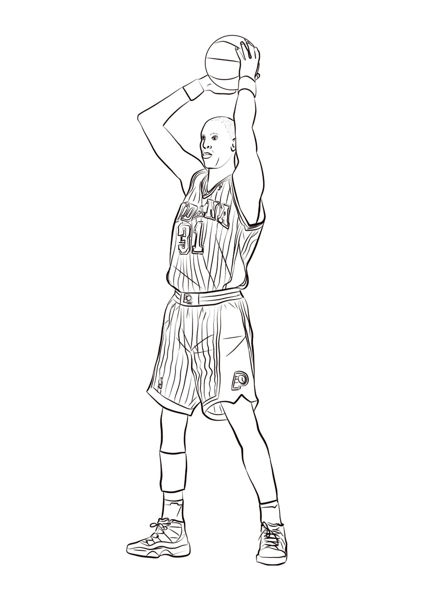  Реджи Миллер держит баскетбольный мяч 