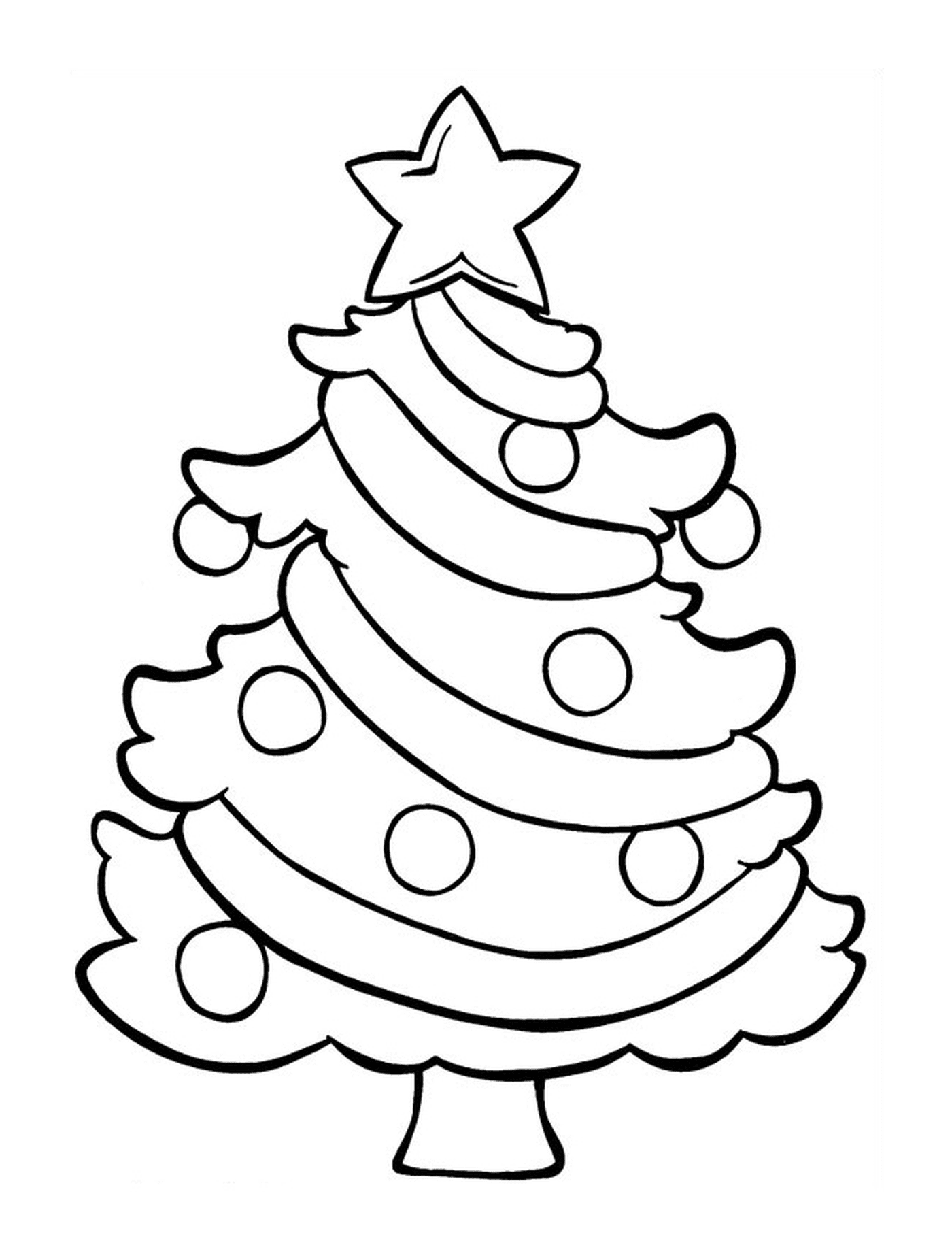  Un albero di Natale con una stella in cima 