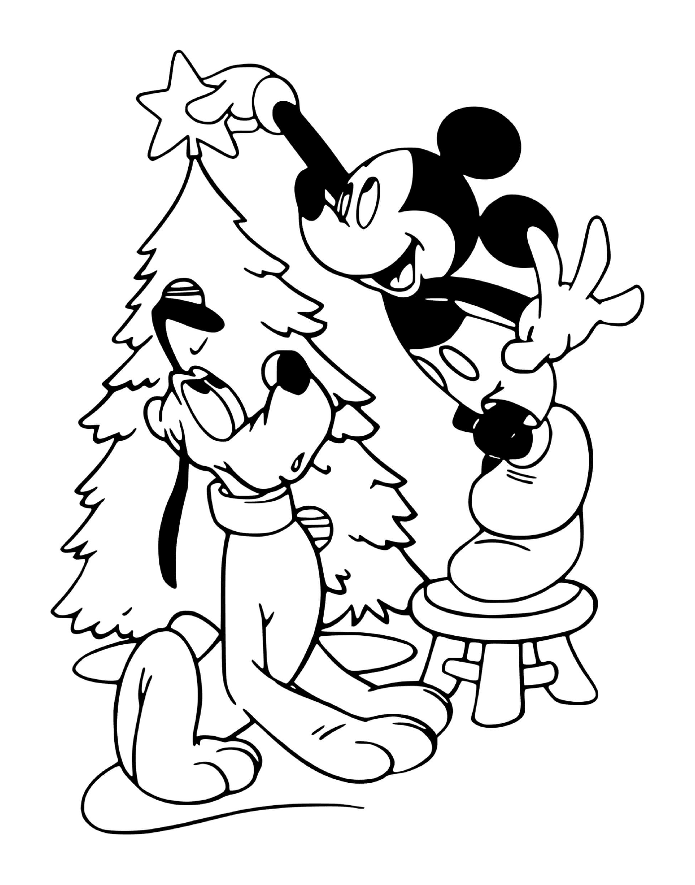  Mickey and Pluto decorate the tree 