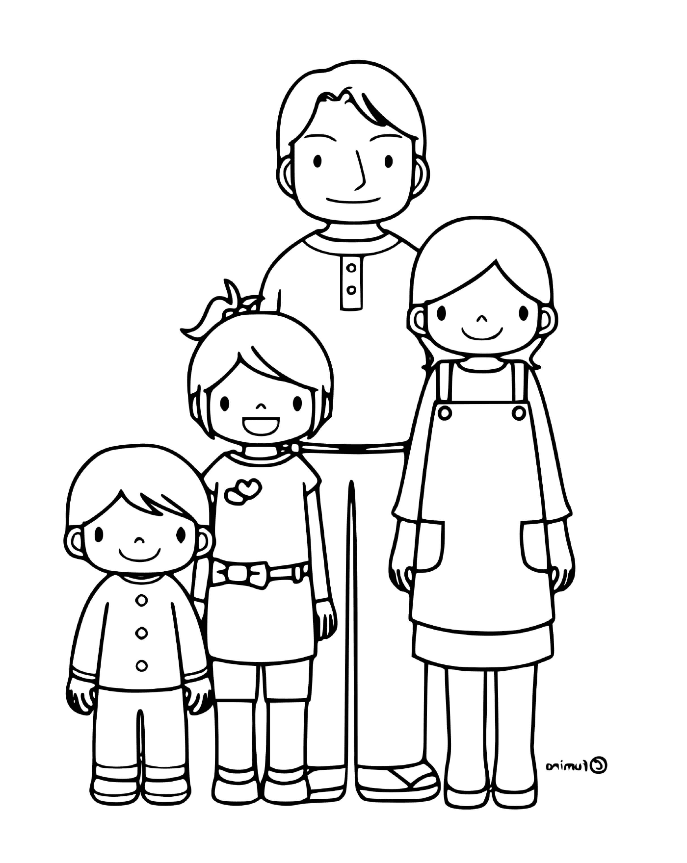  Una familia de cuatro personas juntas 