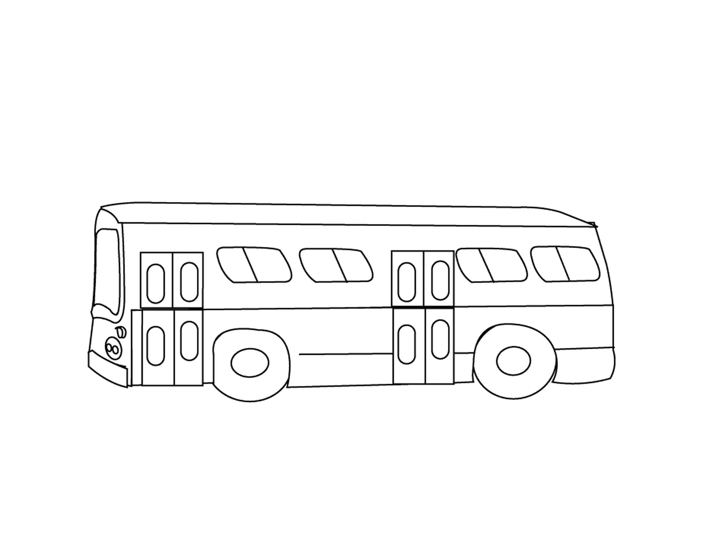  Городской автобус ездит по городу 