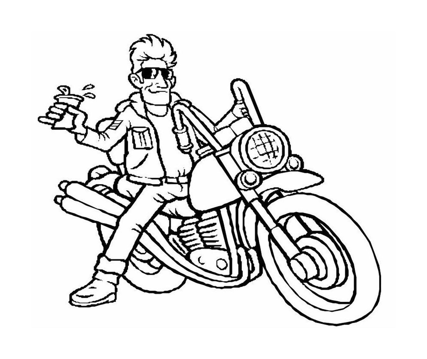  Uomo seduto sul retro di una motocicletta 