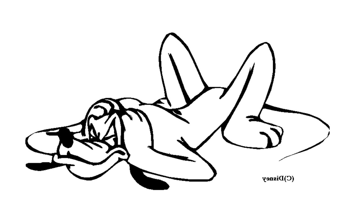  Женщина, лежащая на полу 