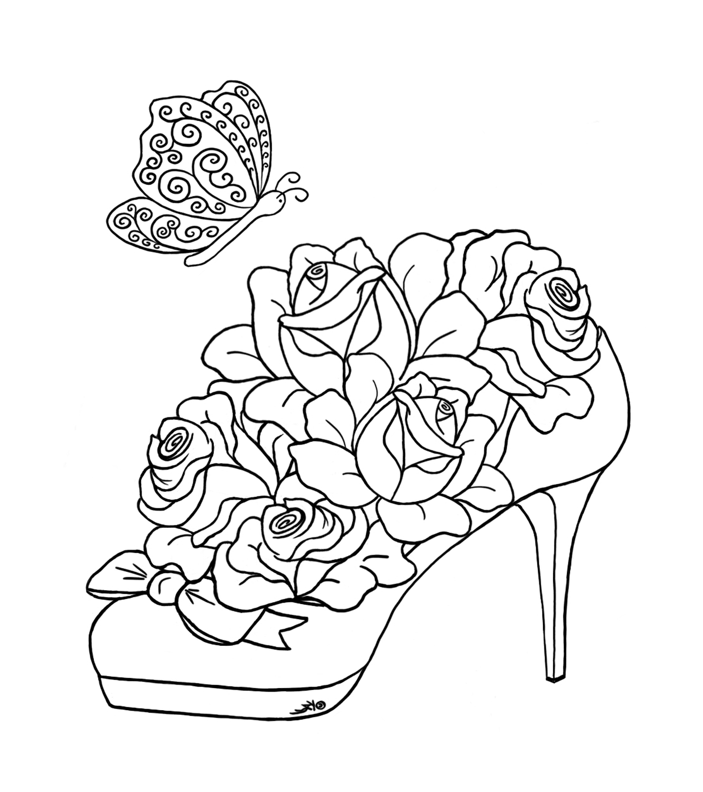  Schuhe mit dekorativen Rosen 