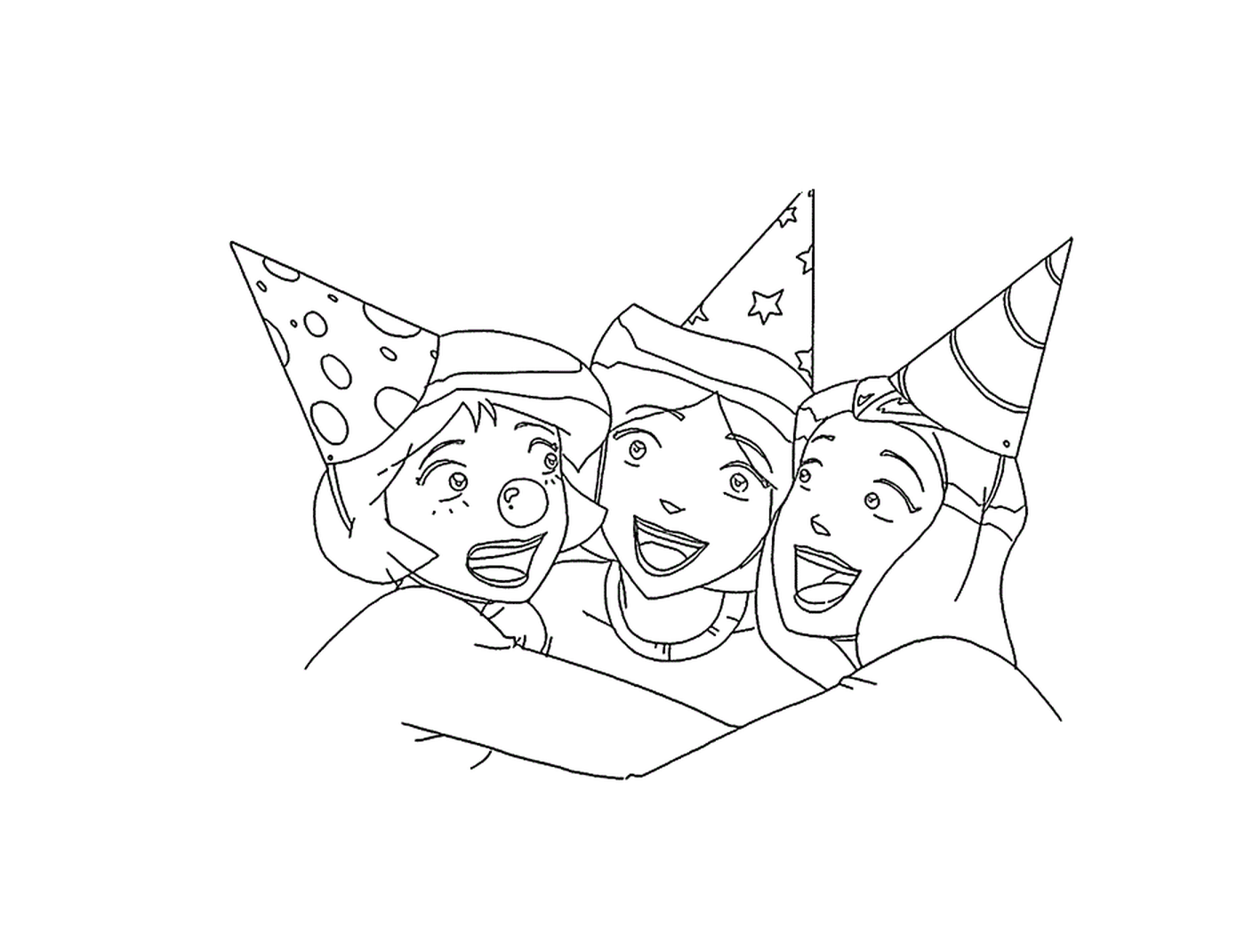  Gruppo di tre persone con cappelli da festa 
