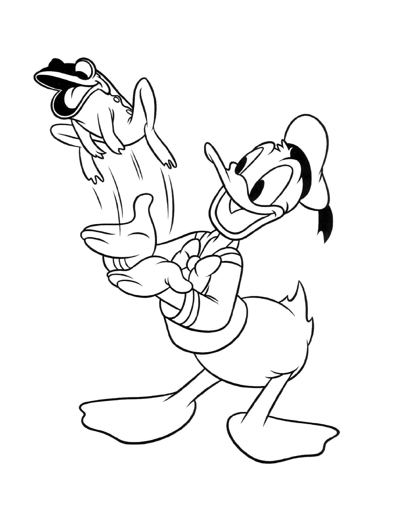  Donald Duck spielt mit einem Hund 