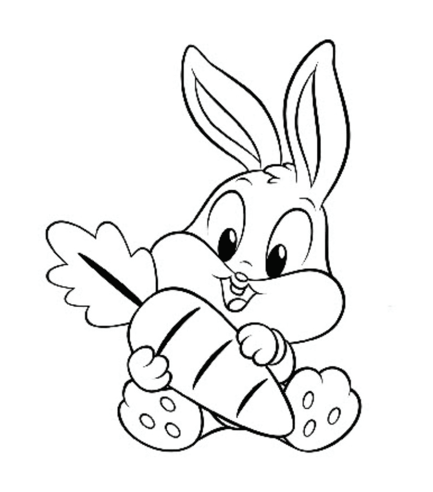  Ein Kaninchen, das eine große Karotte im Mund hält 